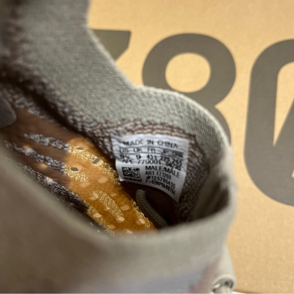 Adidas Yeezy Boost 380 Shoes Sneakers Mens 9.5 Non Reflective Pepper - Picture 9 of 9